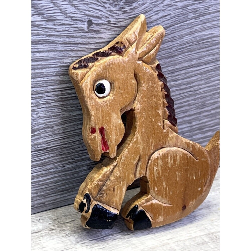 Brooch Carved Wood Donkey Mule Sitting Art Deco Western Folk Vintage 40s